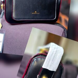 sac à main en cuir noir